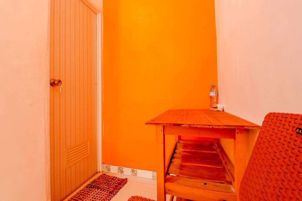 Pinky Guest House Syariah Kota Batu Eksteriør bilde